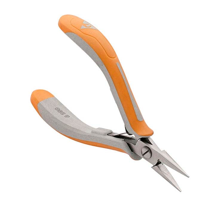 פליירים איטלטק עם אף שרשרת