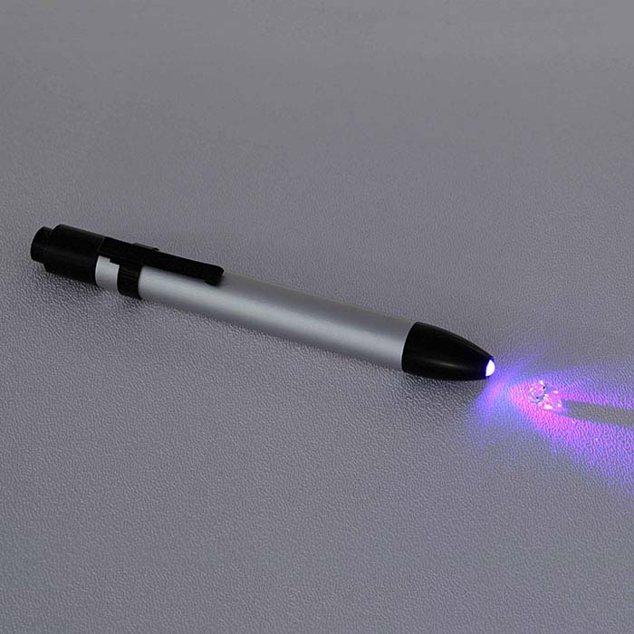 Langbølget ultraviolet penlys