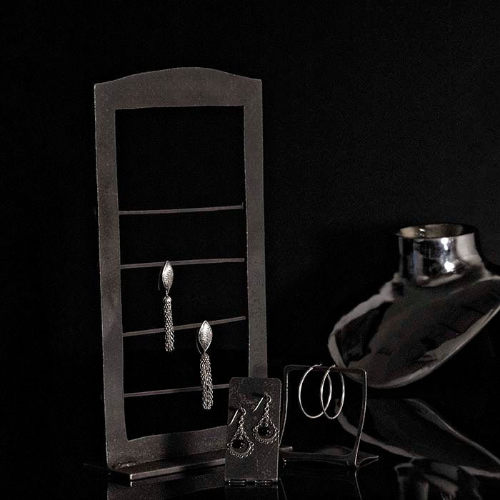 Metallstativ med magnetiske pigger