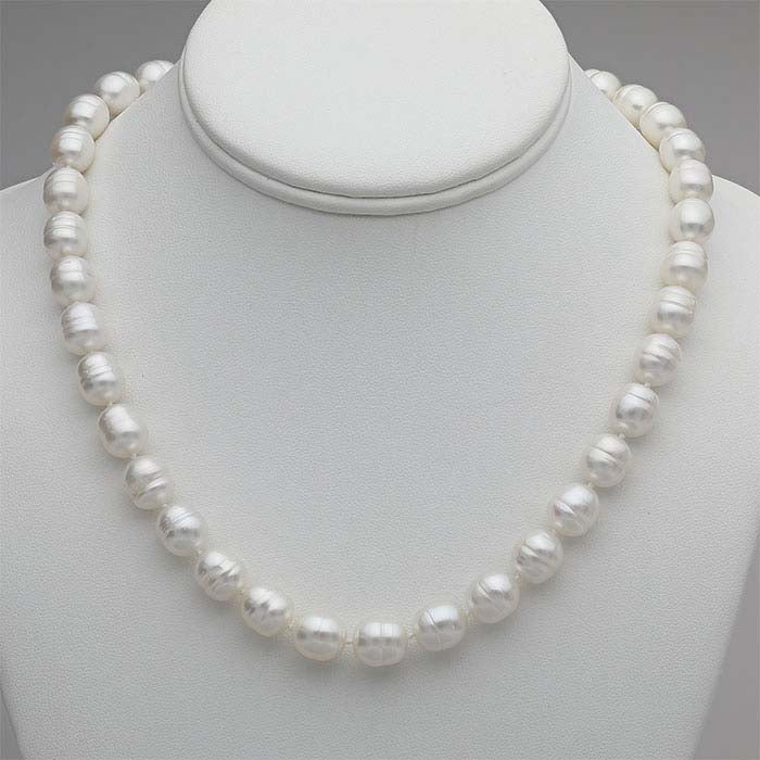 Cultured 10– Ringed Barrel Pearl Necklace