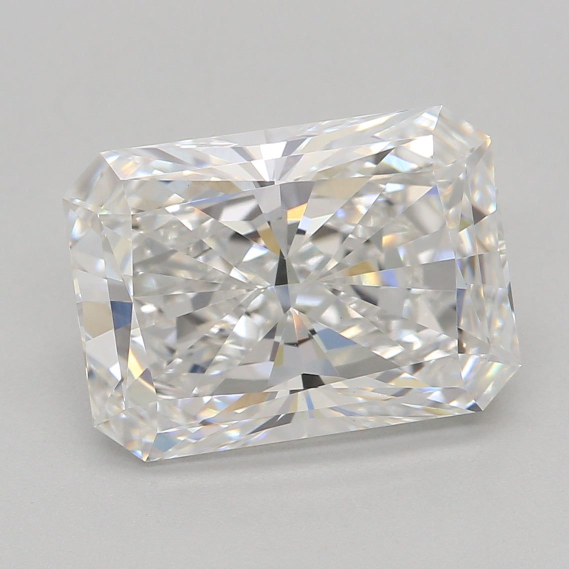Labbod diamant 2,57 ct, Radiant, E, VS1