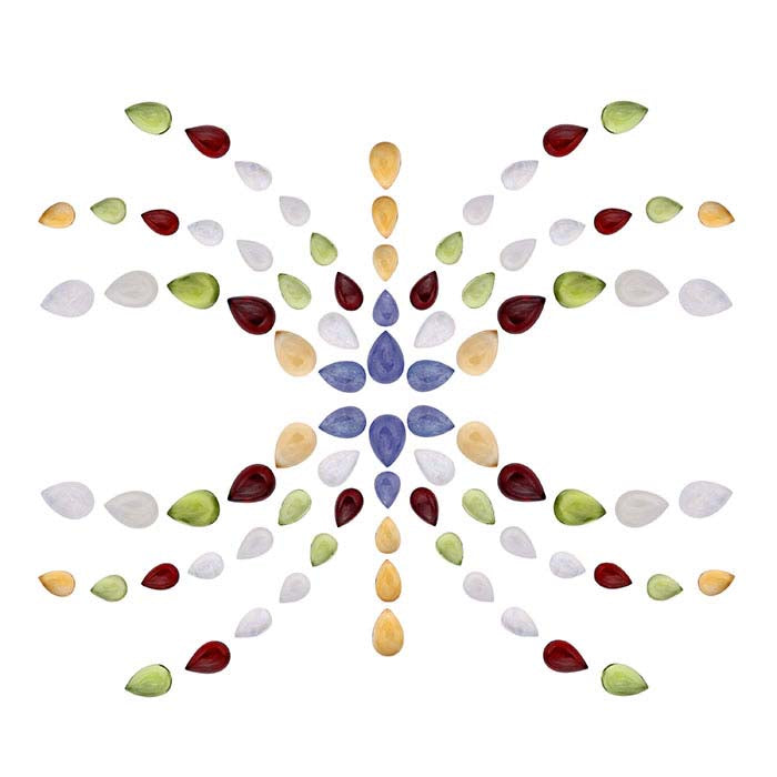 Tansanit 7 x 5mm Birnen-Cabochon